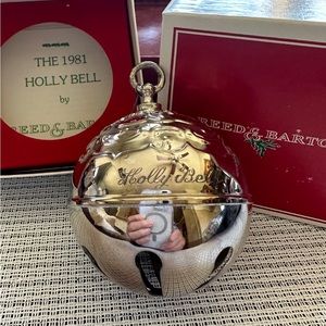 1981 Reed & Barton Christmas bell